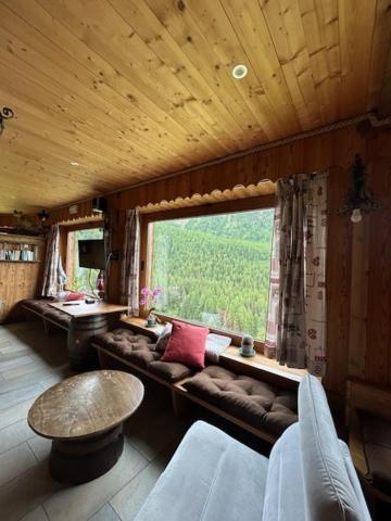 Edelweiss Hotel Champoluc Bagian luar foto