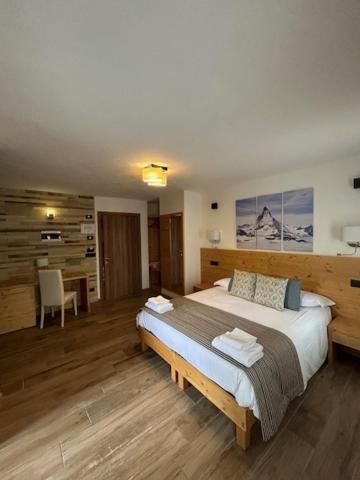Edelweiss Hotel Champoluc Bagian luar foto